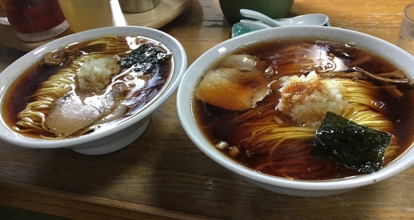 みんみんラーメン 八王子_特大ラーメン.JPG