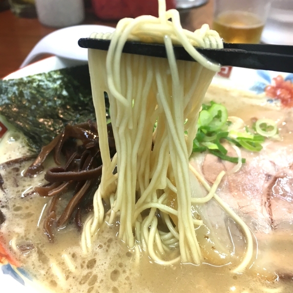 ラーメン かなや_麺.JPG